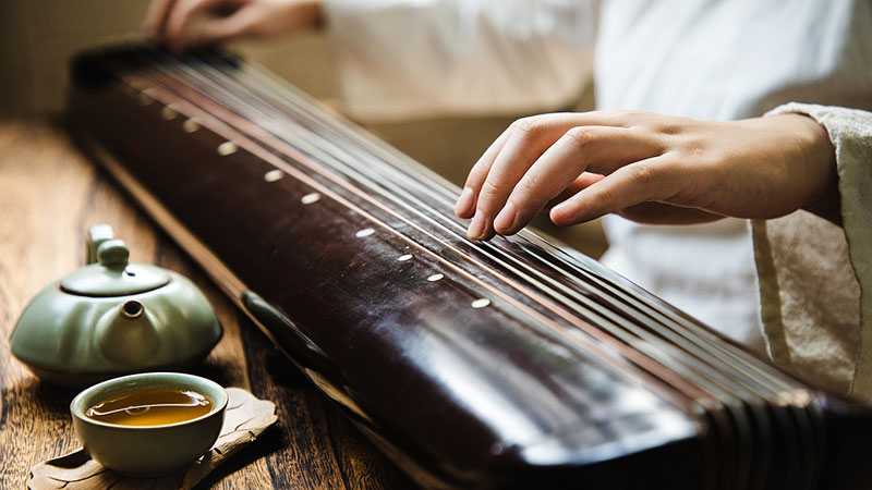 Cổ Cầm và Trà